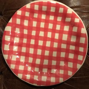 Rae Dunn boutique NWT gingham dinner plate.